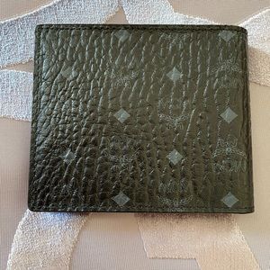 MCM Bifold Wallet in Visetos Original
